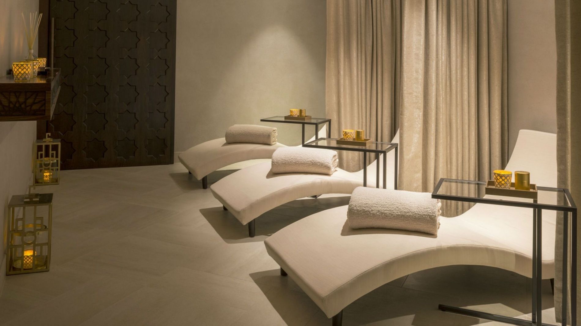 Iridium Spa Relaxation Area